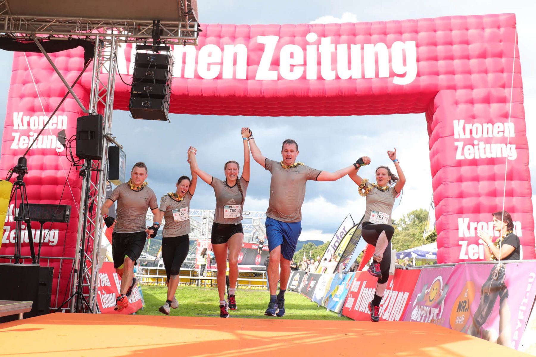 Linzathlon 2022 – Blut, Schweiß, Tränen und jede Menge Spaß Linzathlon 2022 – Blut, Schweiß, Tränen und jede Menge Spaß